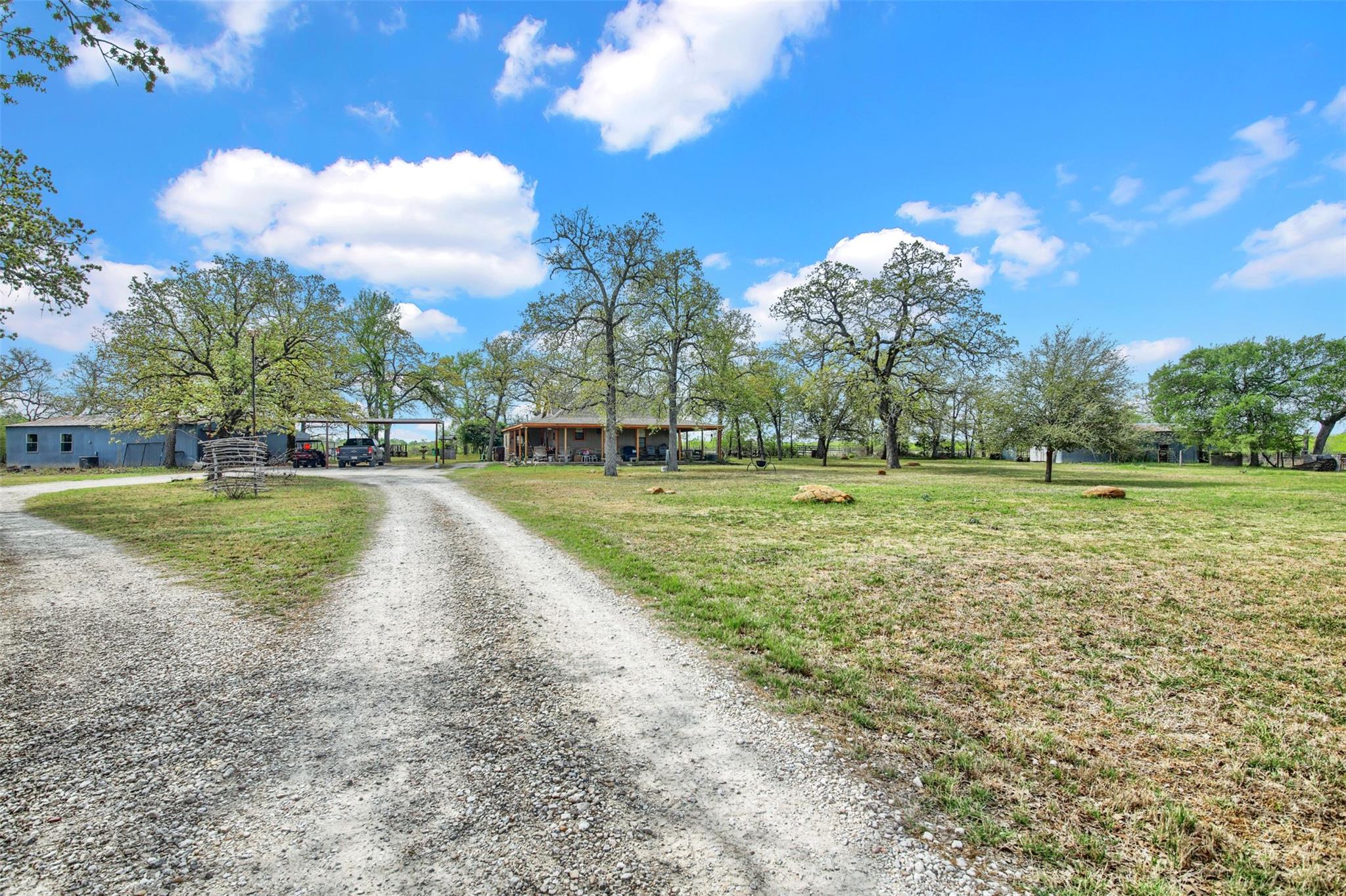 2239 County Road 434 Loop Property Photo