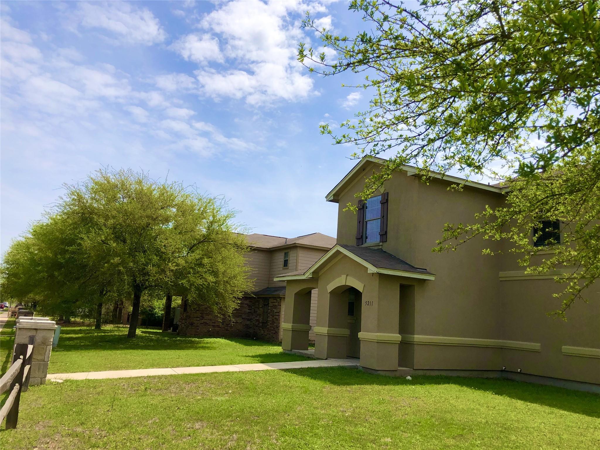 5211 Viewpoint Dr Property Photo 22