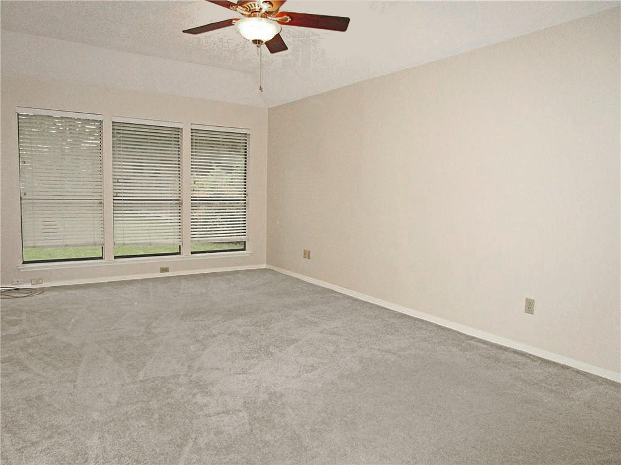 2124 Surrender Ave Property Photo 9