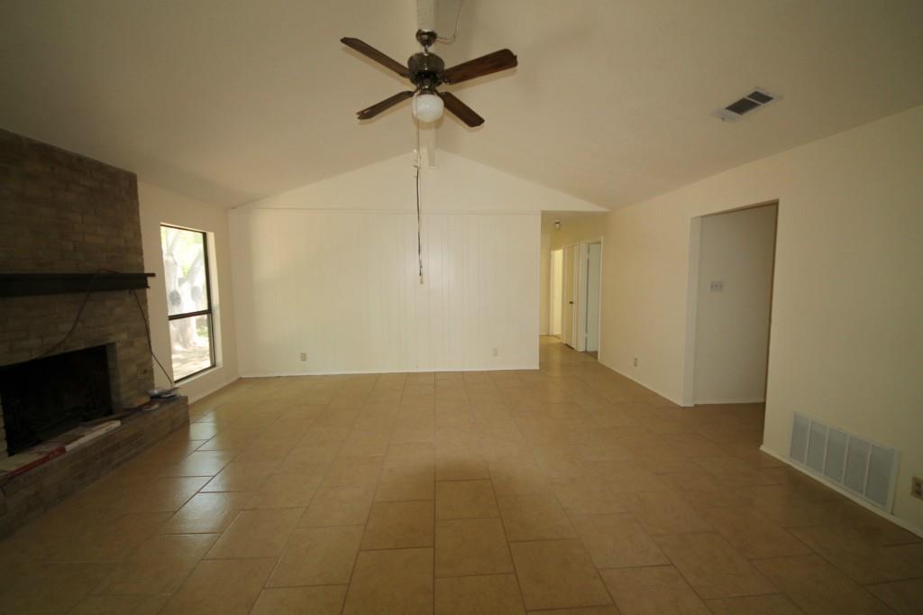 12708 Lamppost Ln Property Photo 2