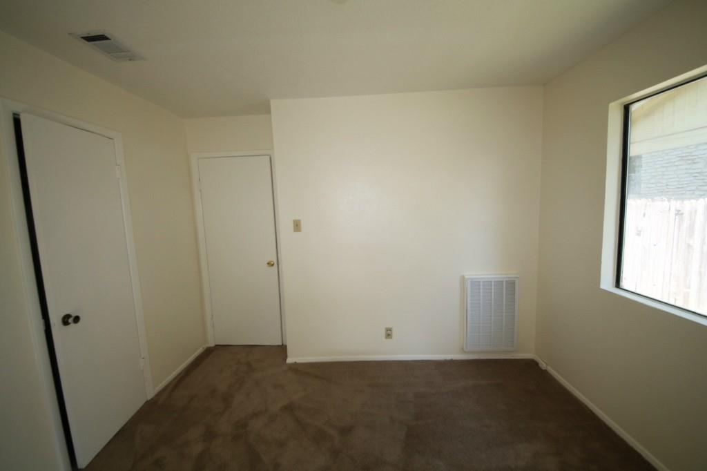 12708 Lamppost Ln Property Photo 7
