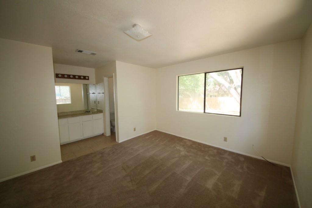 12708 Lamppost Ln Property Photo 9