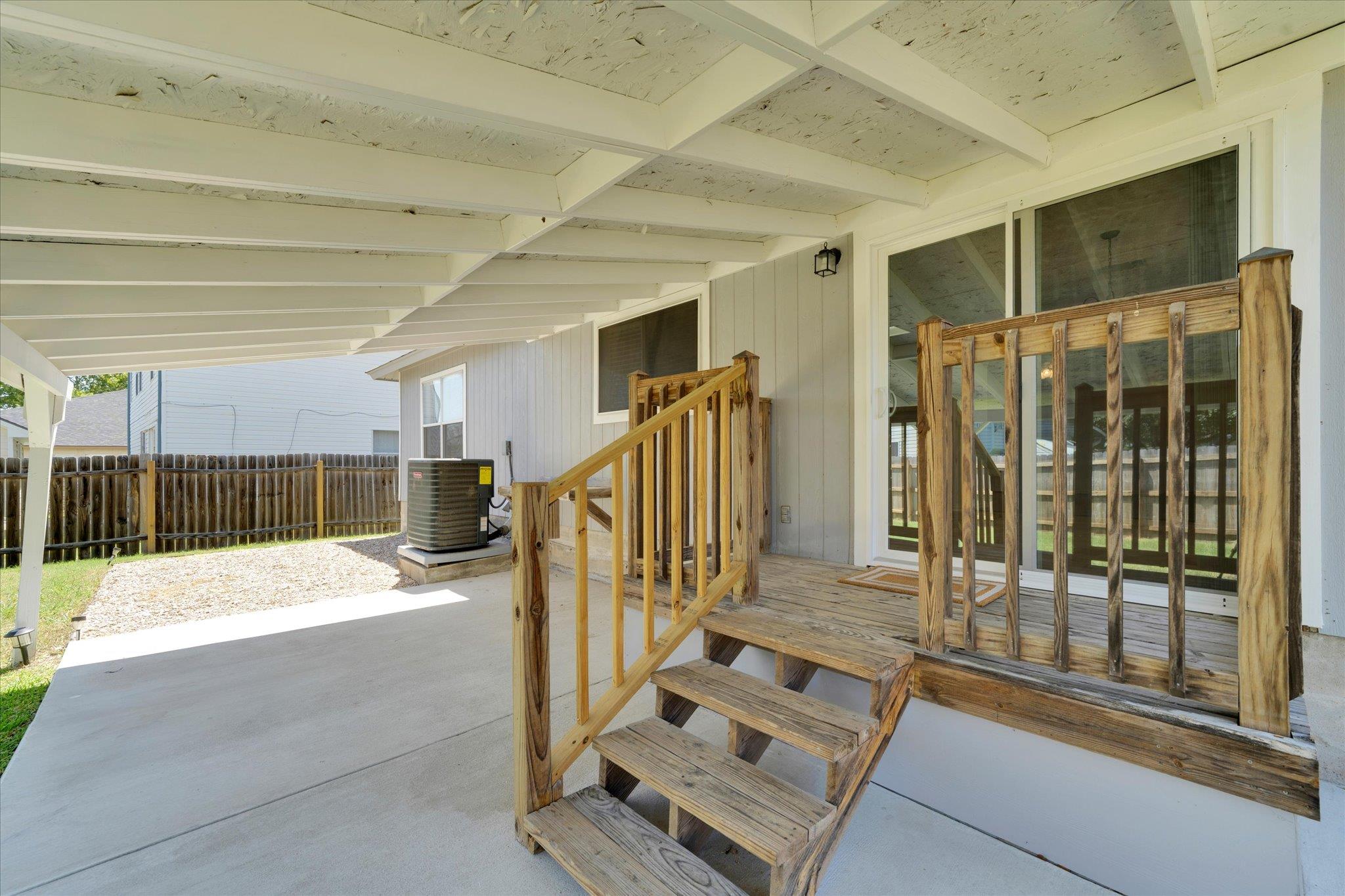 3602 Meadow Park Dr Property Photo 23