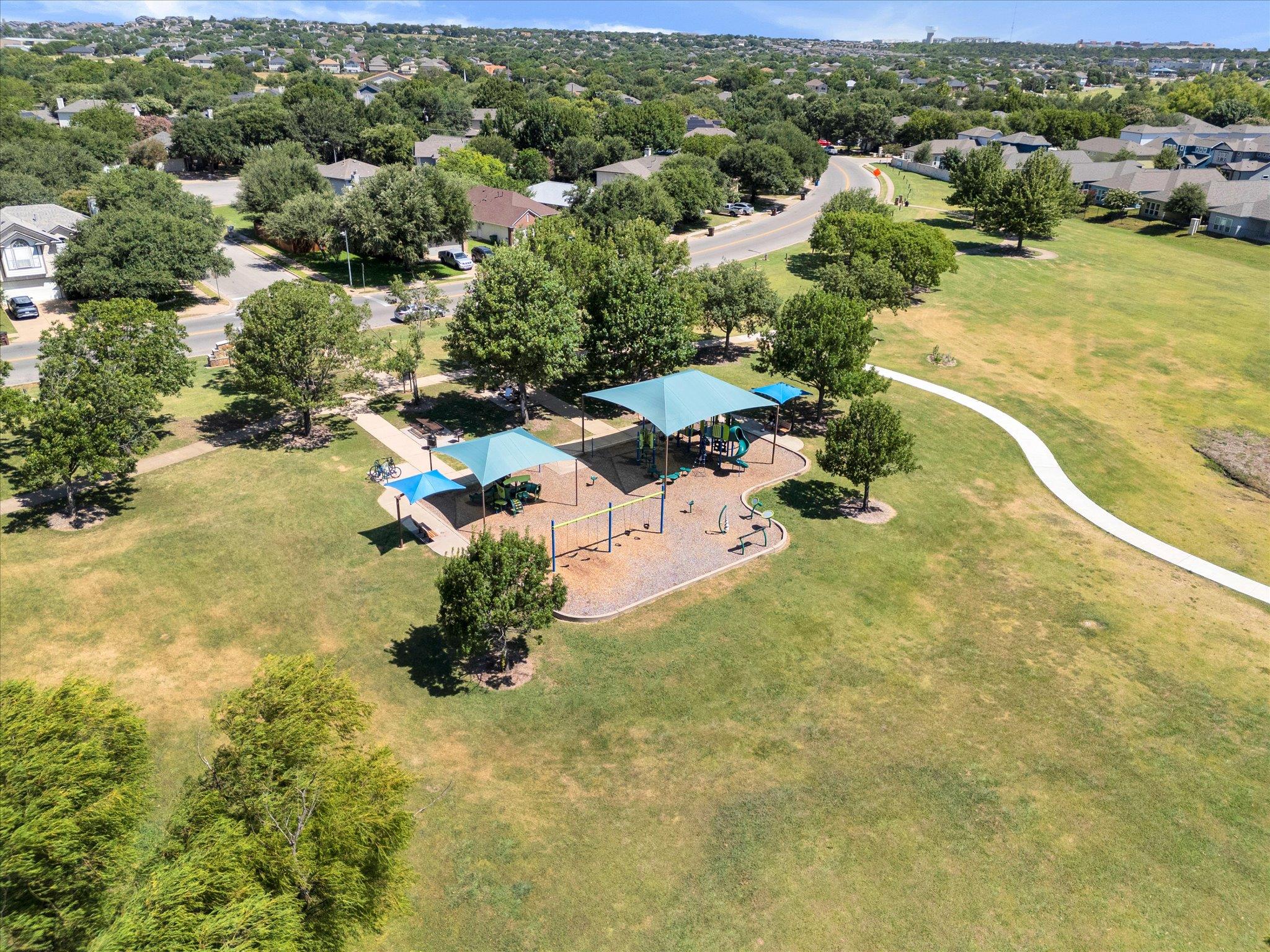 3602 Meadow Park Dr Property Photo 27