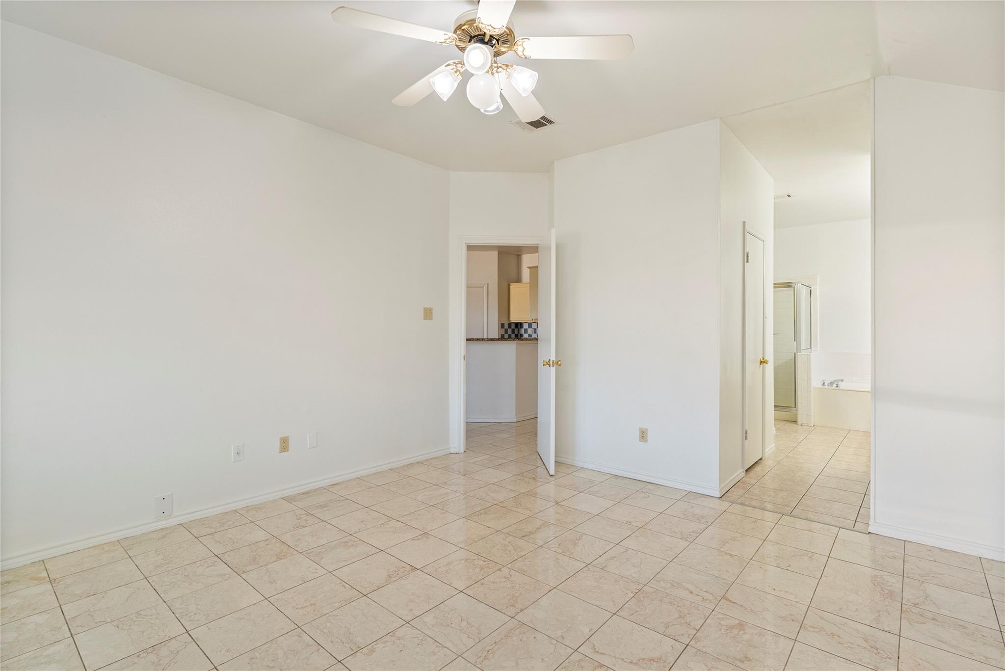 13216 Bennington Ln Property Photo 16