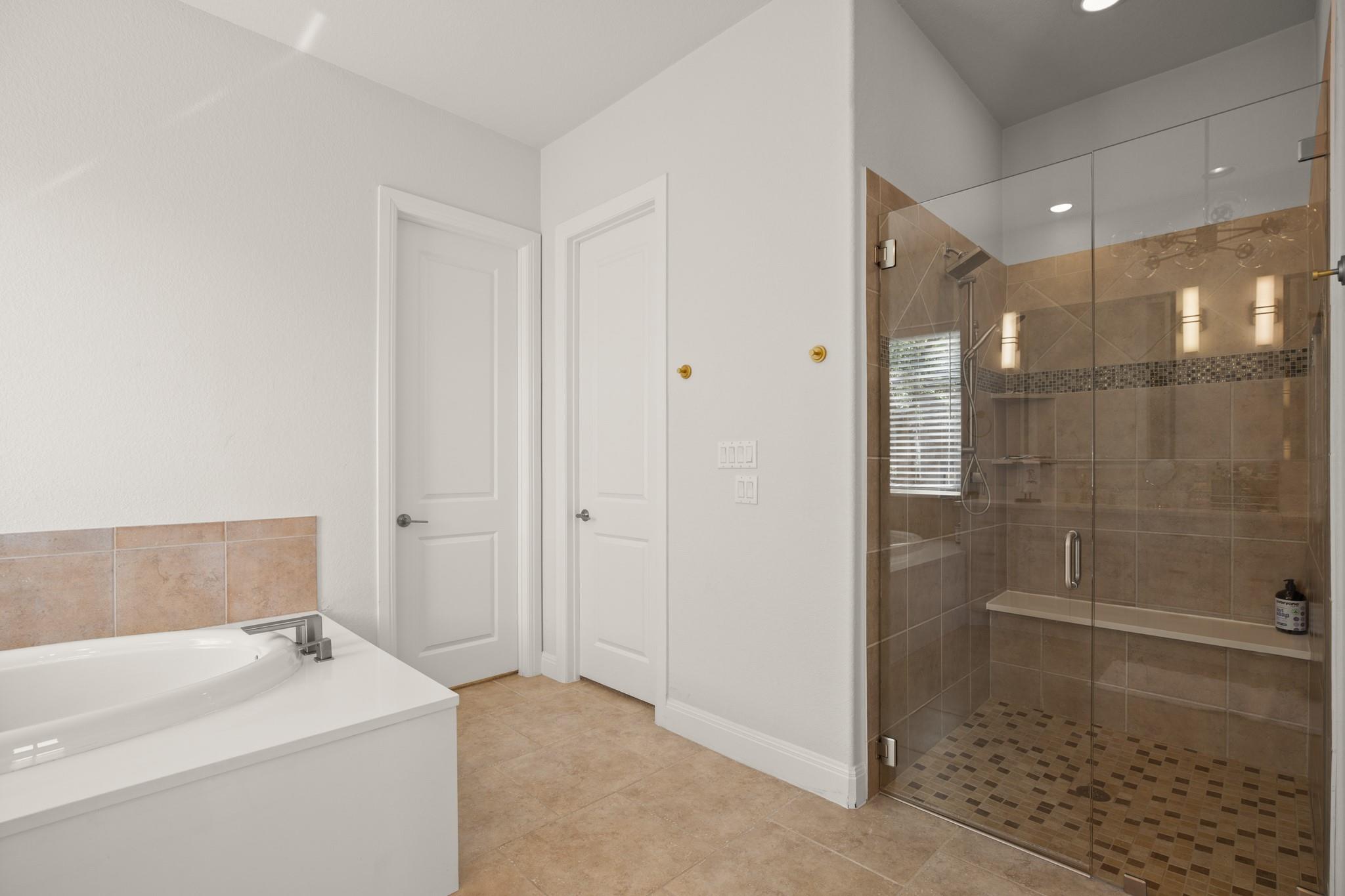 1110 Crestone Stream Dr Property Photo 11