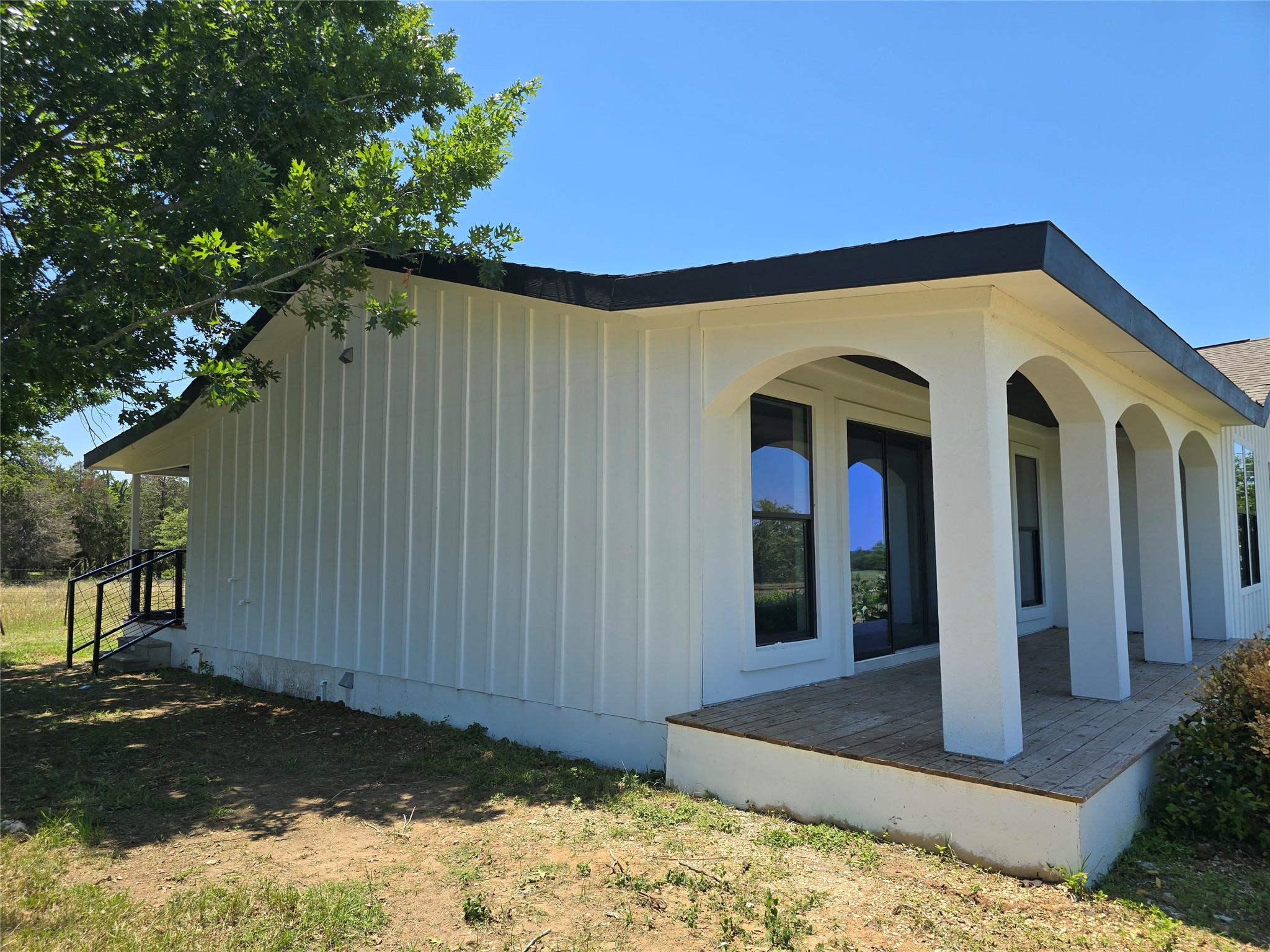 930 Elm Creek Rd Property Photo