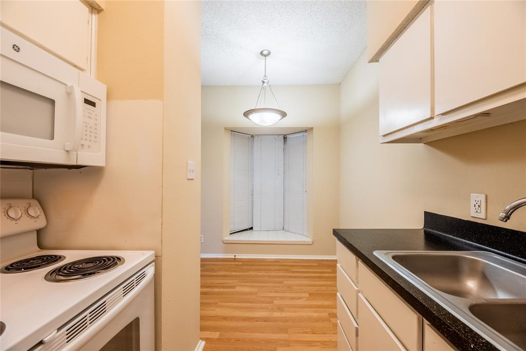 2818 Nueces St #304 Property Photo 2