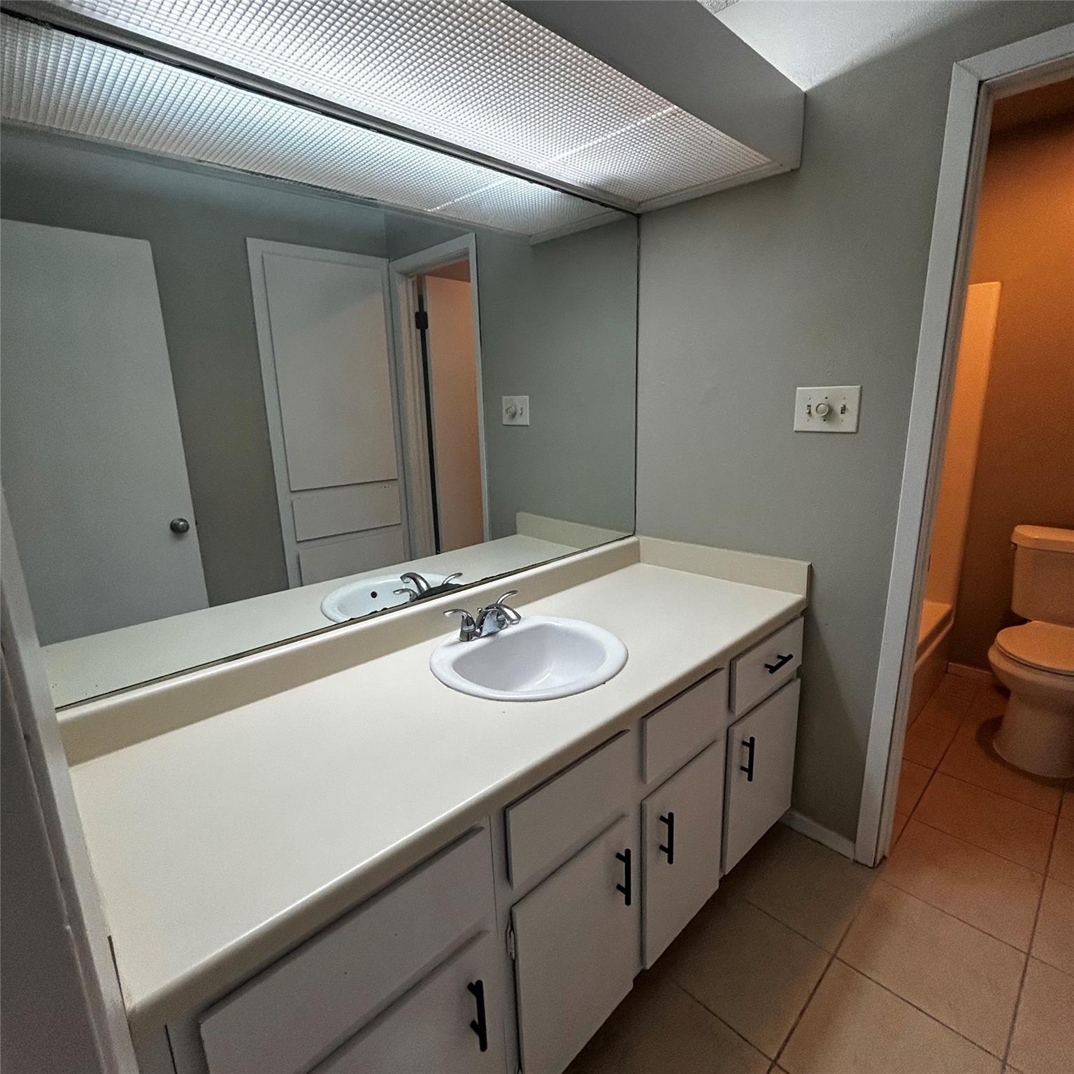 6603 Deatonhill Dr #b Property Photo 13