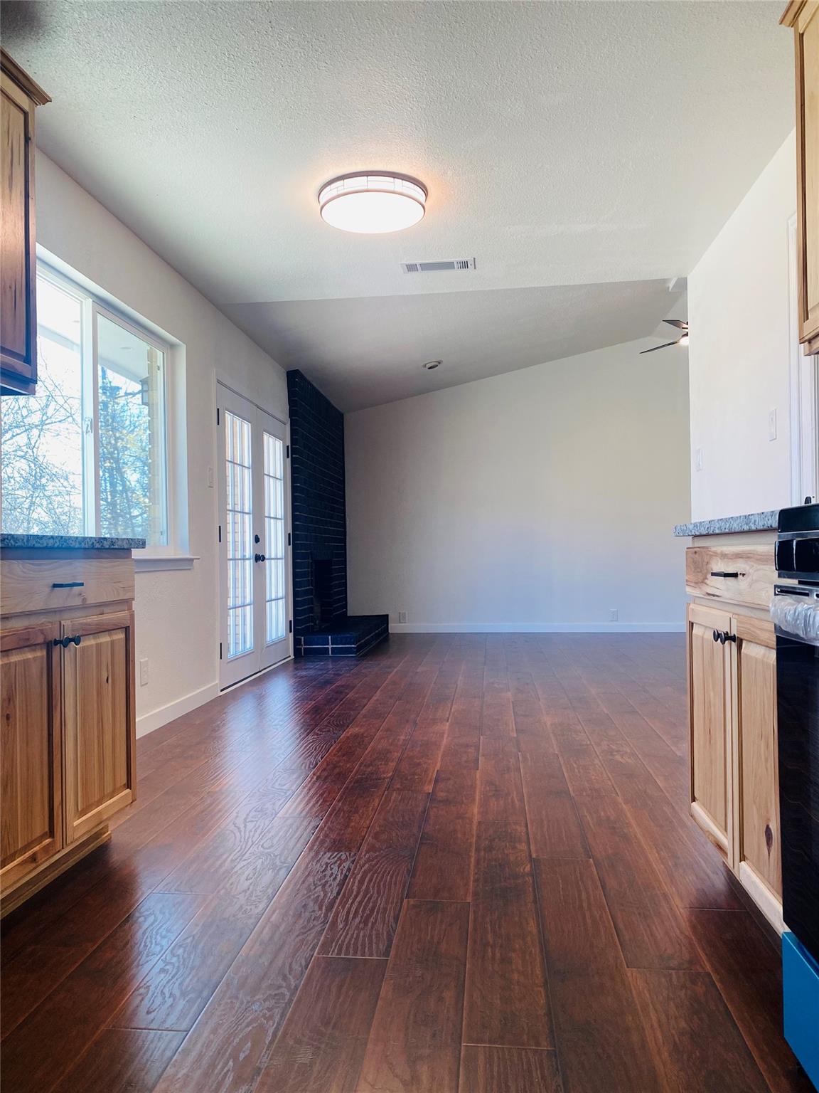 2104 Beta Cir Property Photo 5
