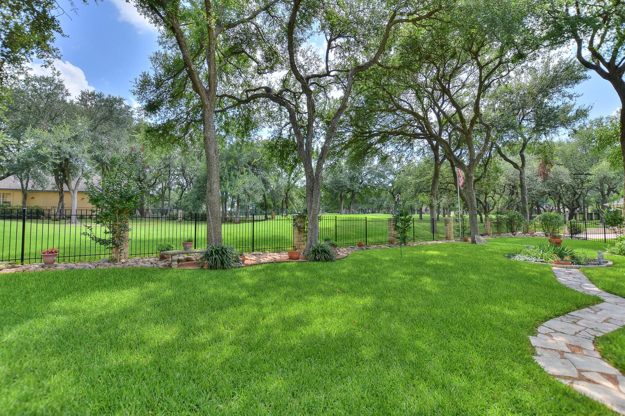 30110 Torrey Pines Cir Property Photo 3