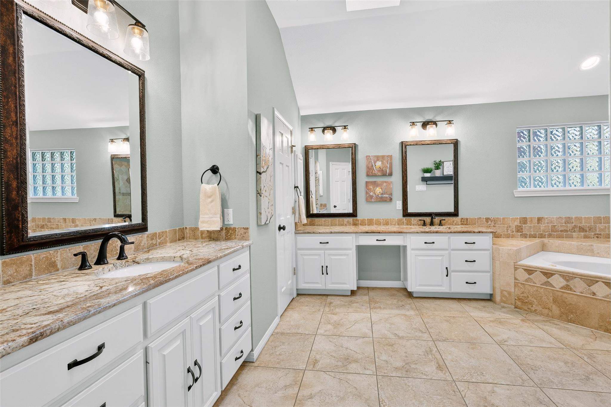 30110 Torrey Pines Cir Property Photo 15