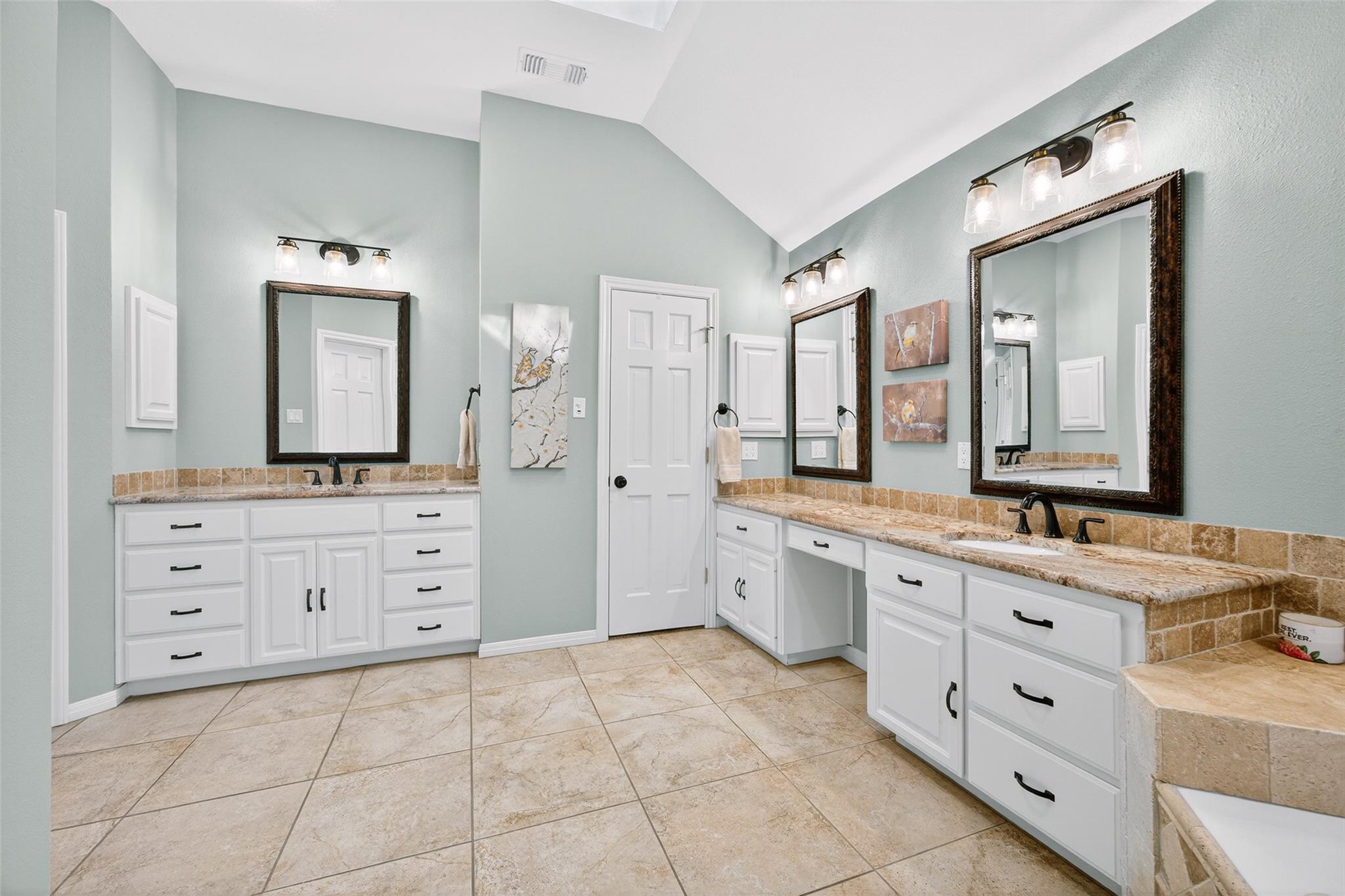 30110 Torrey Pines Cir Property Photo 16