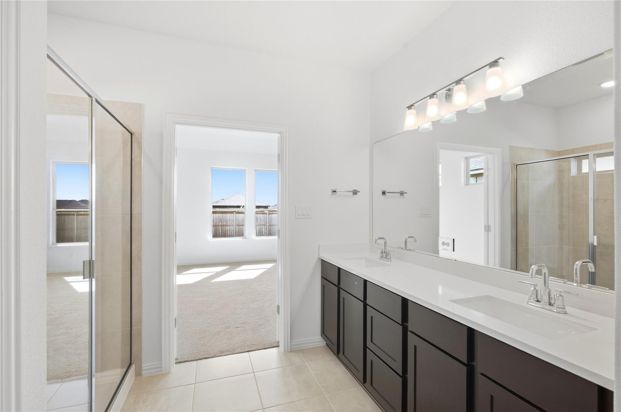 25617 Flora Bella Ln Property Photo 4