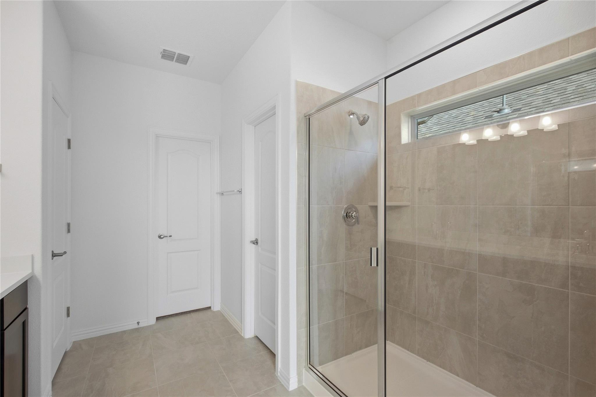 25617 Flora Bella Ln Property Photo 7