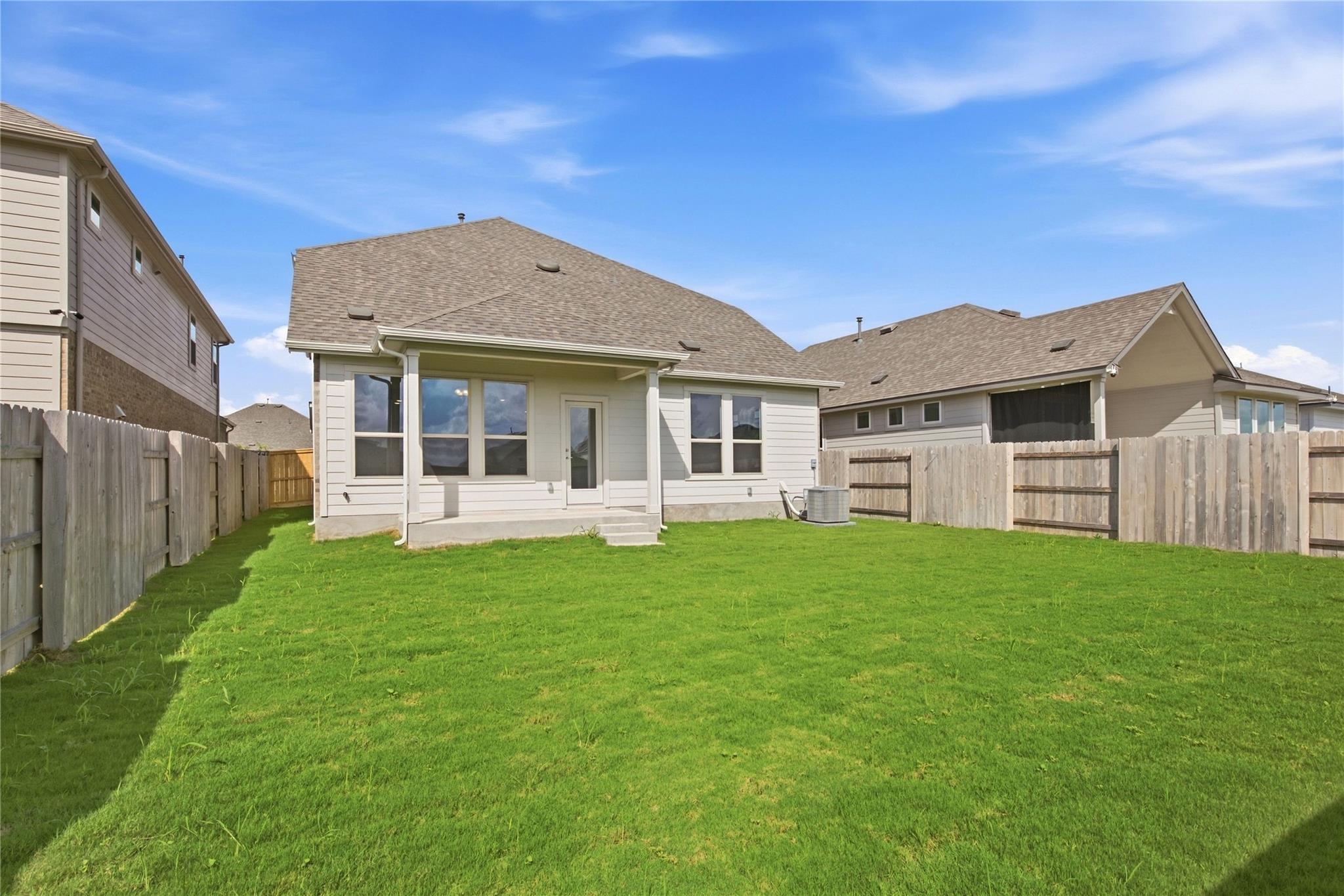 25617 Flora Bella Ln Property Photo 23