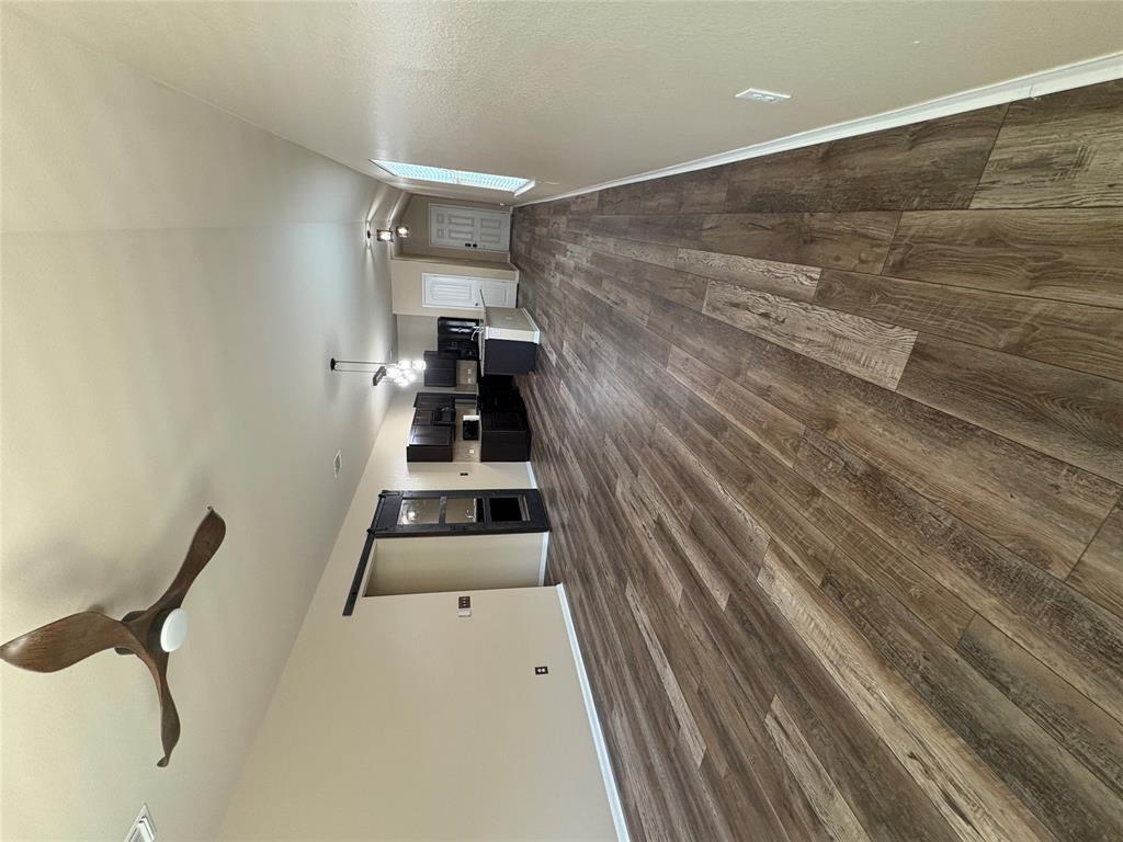 3509 Ortman Dr Property Photo 3