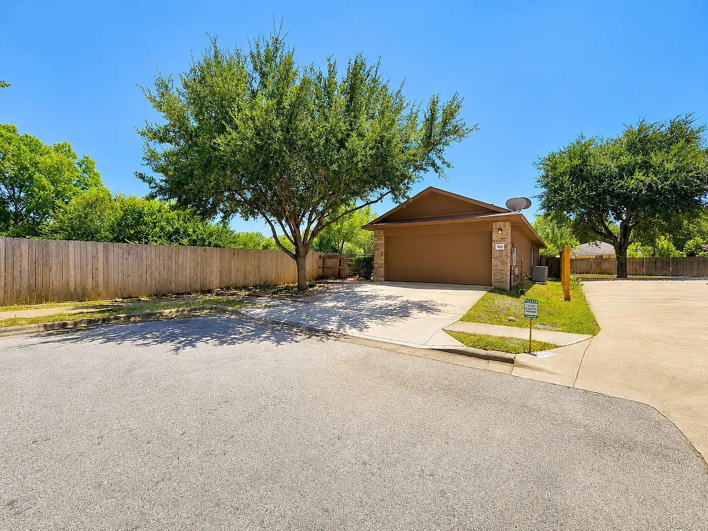 3101 Barksdale Dr Property Photo 37
