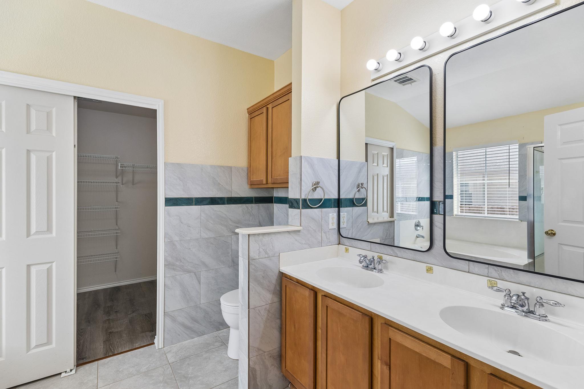 1512 Sweet Leaf Ln Property Photo 25