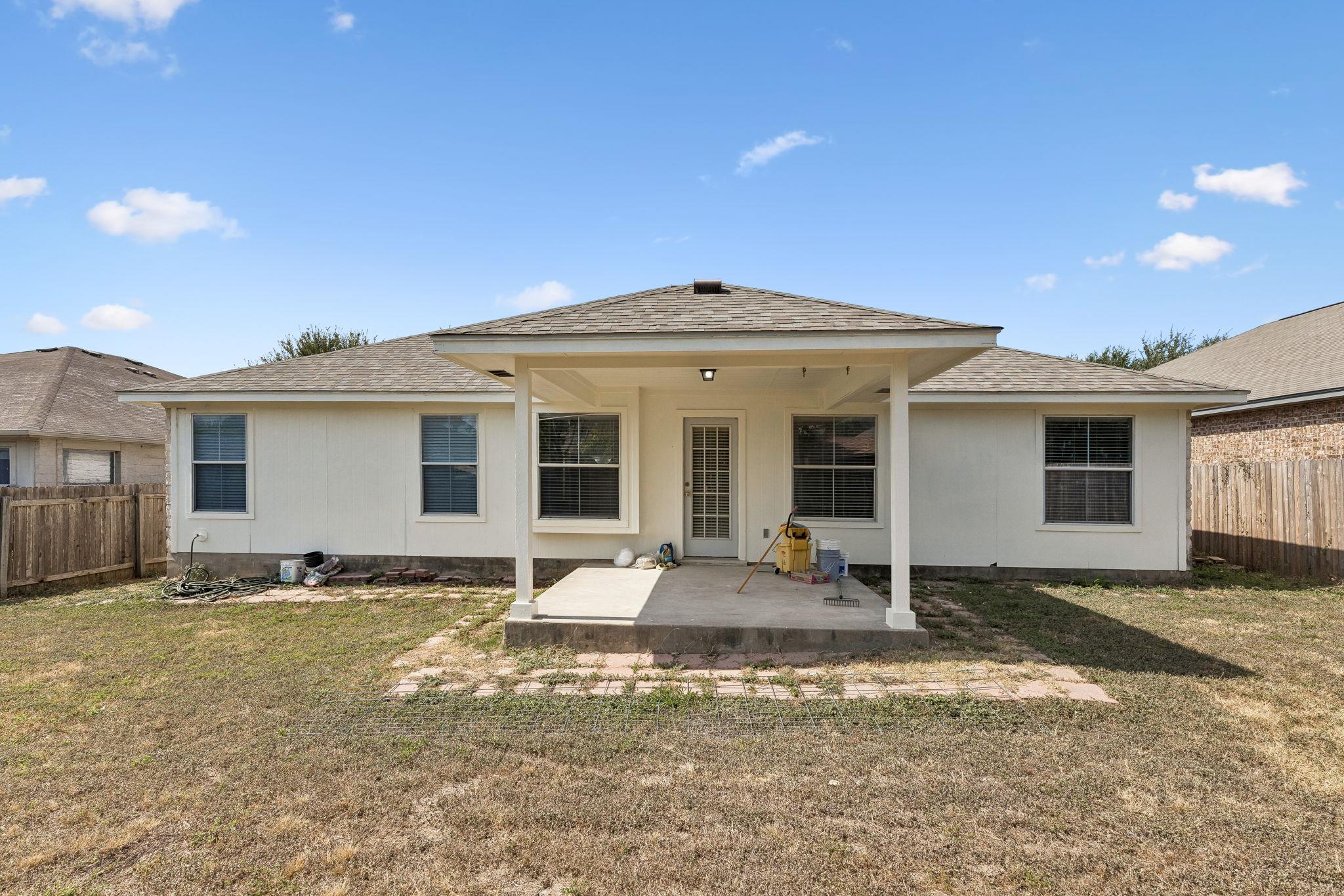 1512 Sweet Leaf Ln Property Photo 32