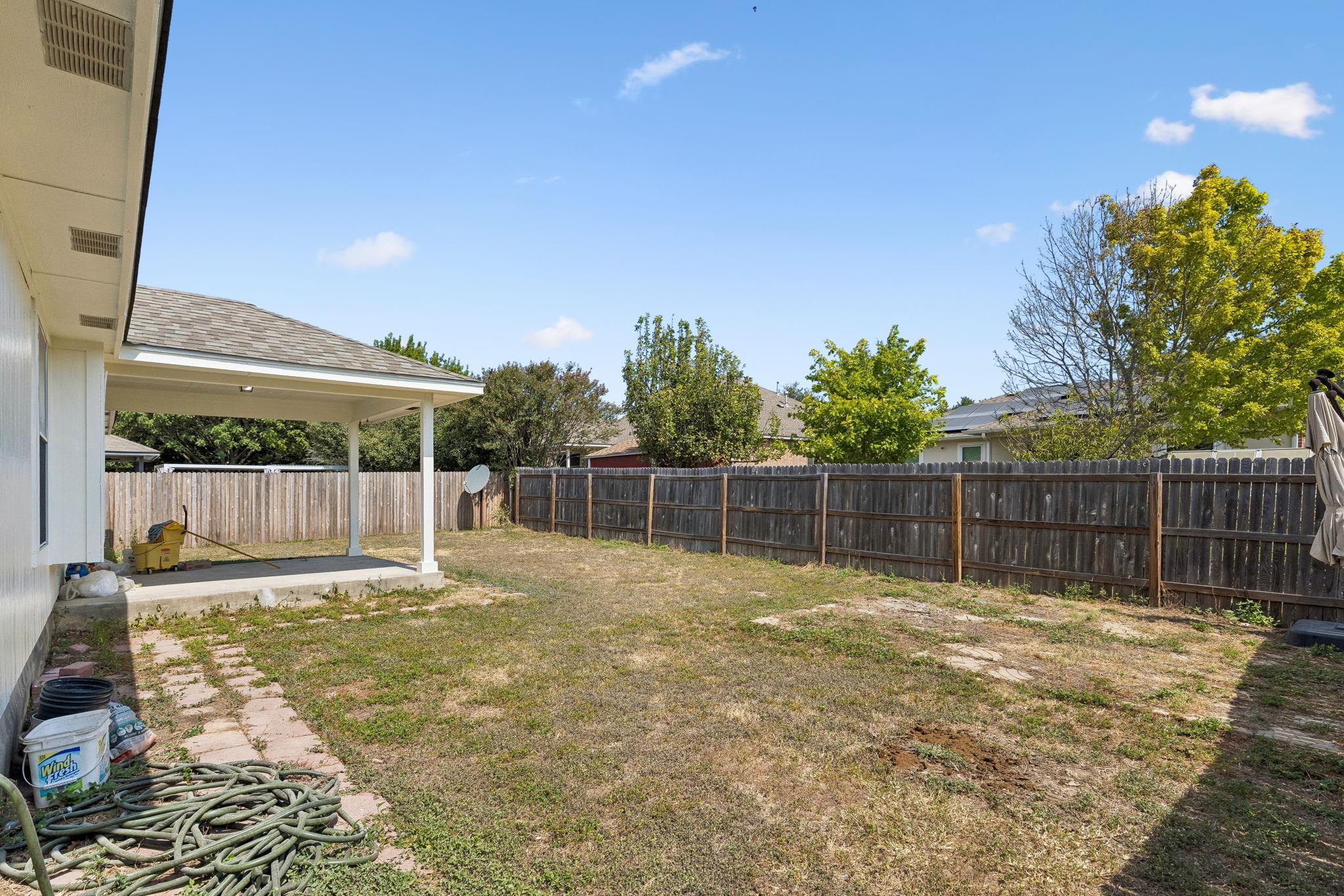 1512 Sweet Leaf Ln Property Photo 34