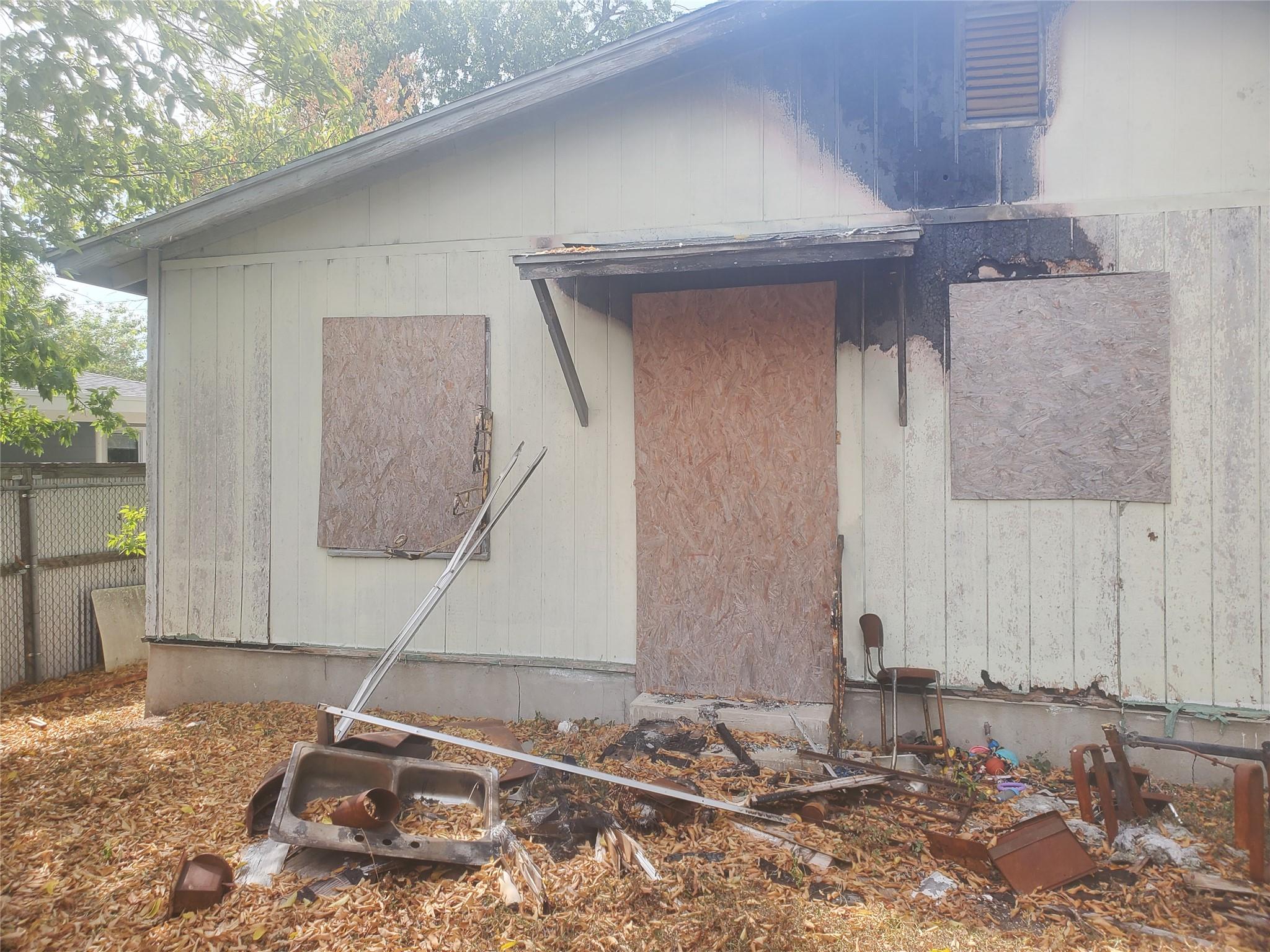 1805 Mckinley Ave Property Photo 6
