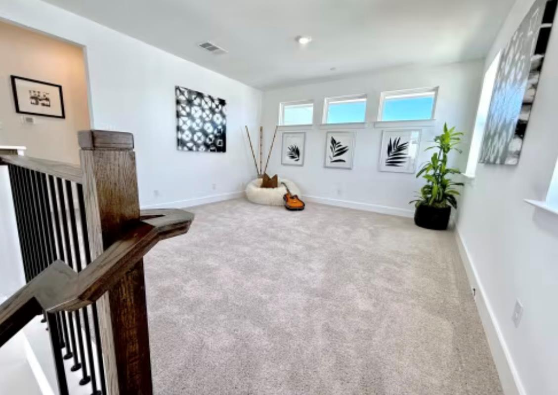 2026 Cora Ivy Ln Property Photo 10