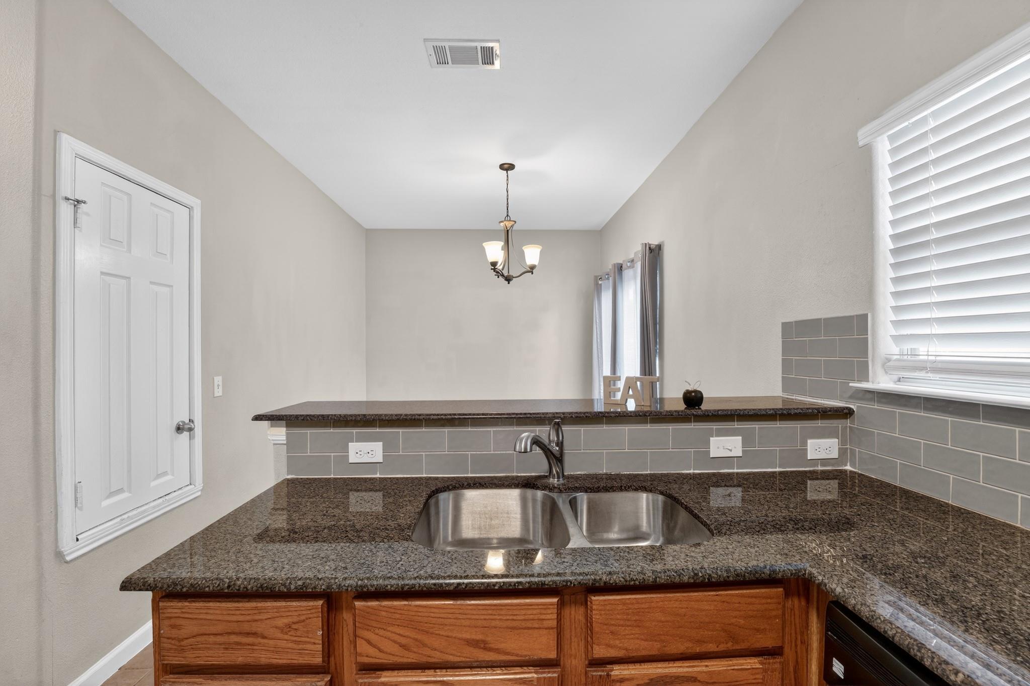 5625 Signal Point Pt Property Photo 10