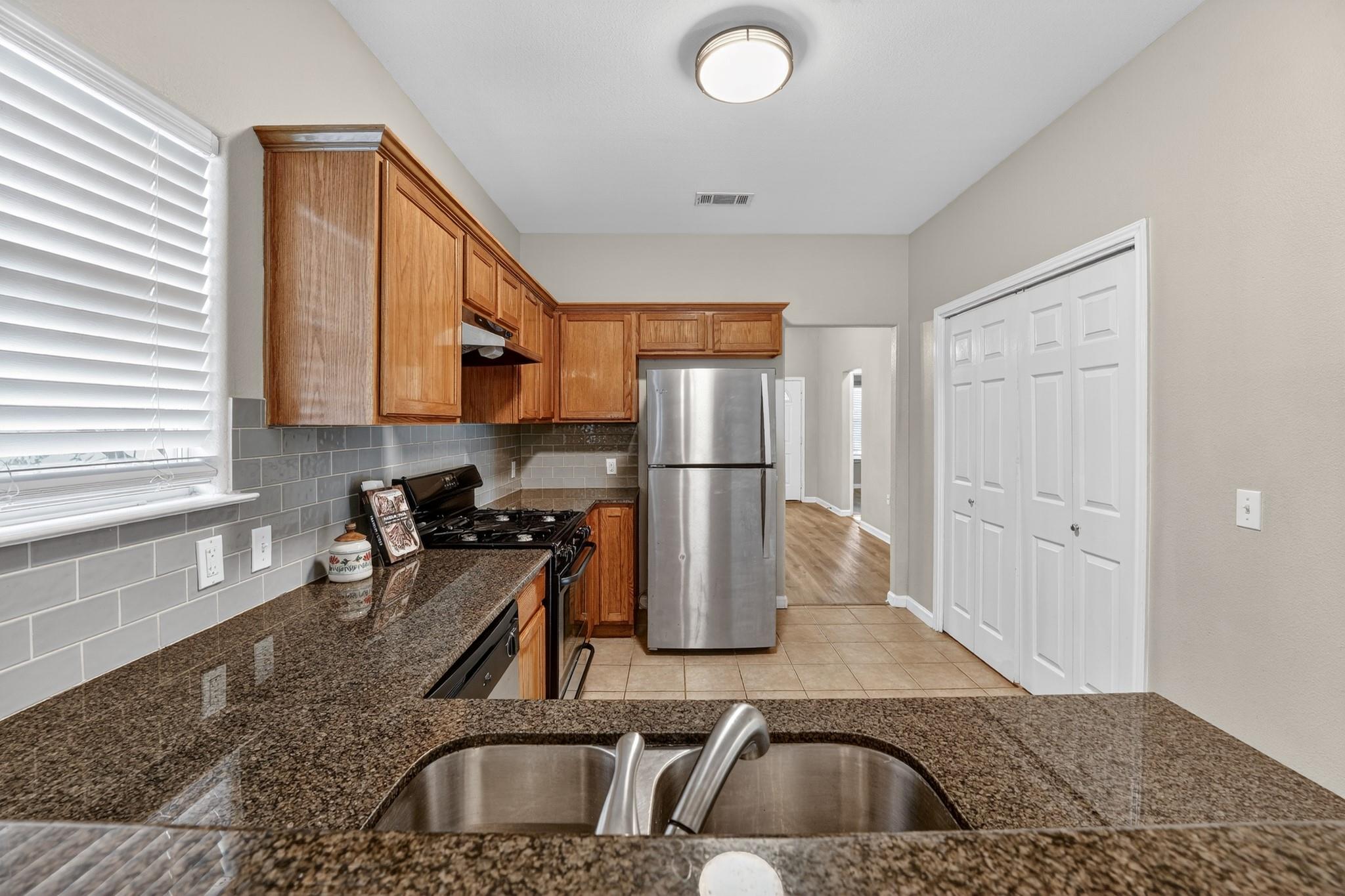5625 Signal Point Pt Property Photo 12