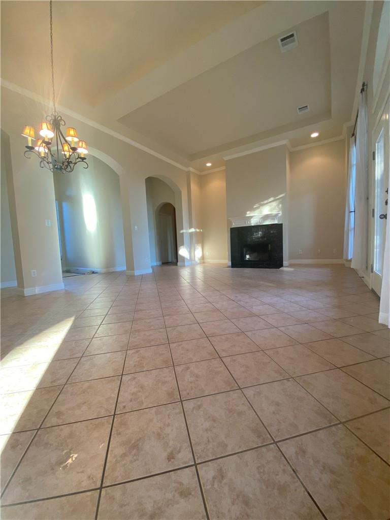 1813 Val Verde None Property Photo 6