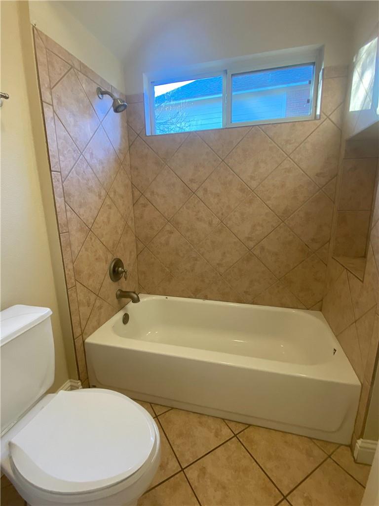 1813 Val Verde None Property Photo 17