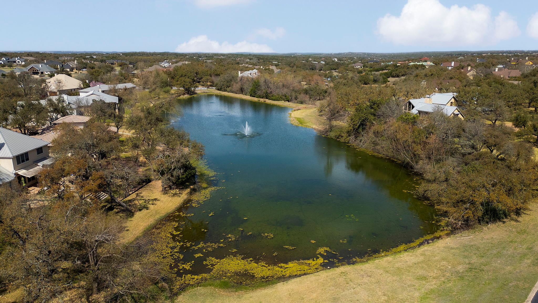 551 Pemberton Way Property Photo 35