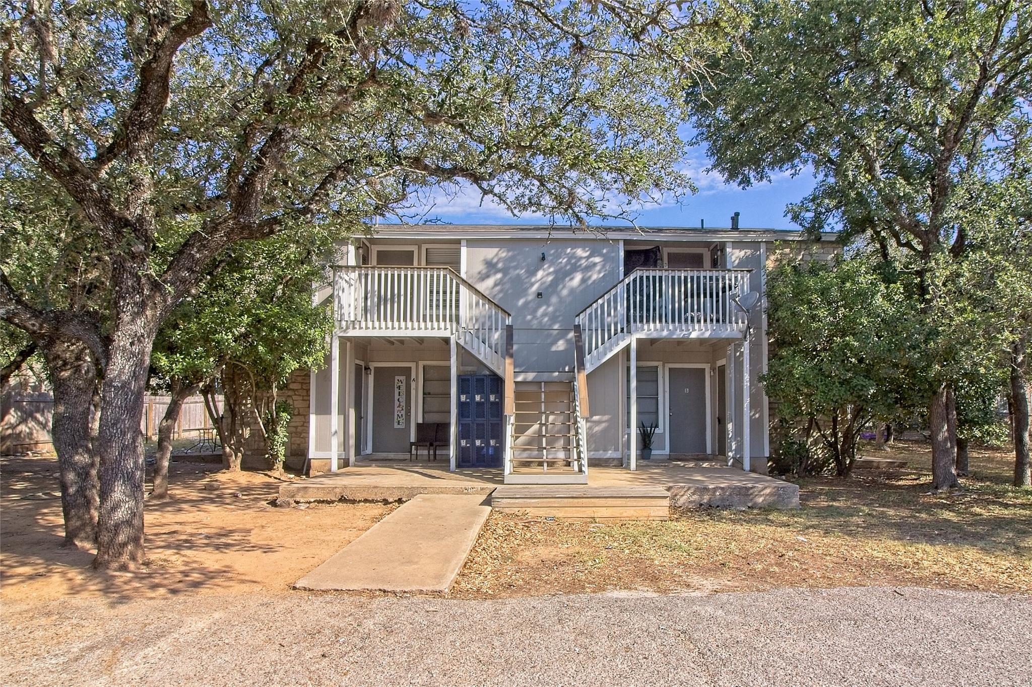 401 Hedgewood Dr #c Property Photo 2