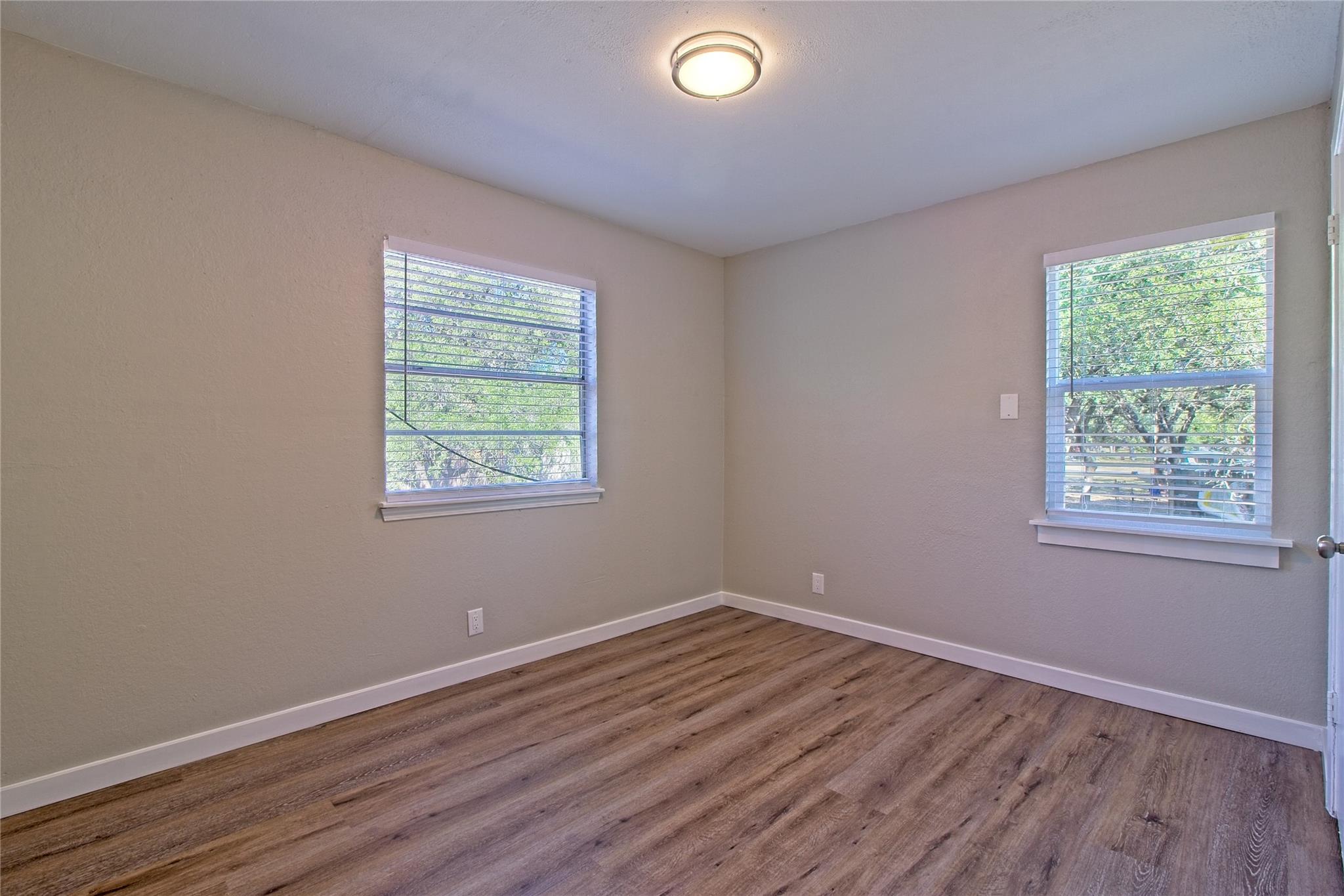 401 Hedgewood Dr #c Property Photo 28