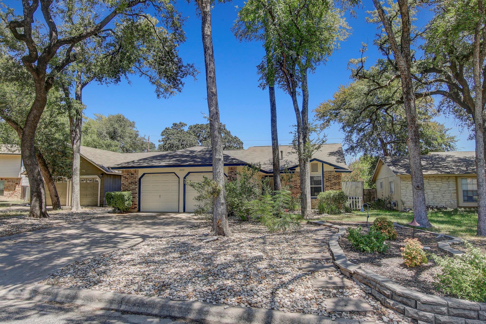 13135 Mill Stone Dr Property Photo 1