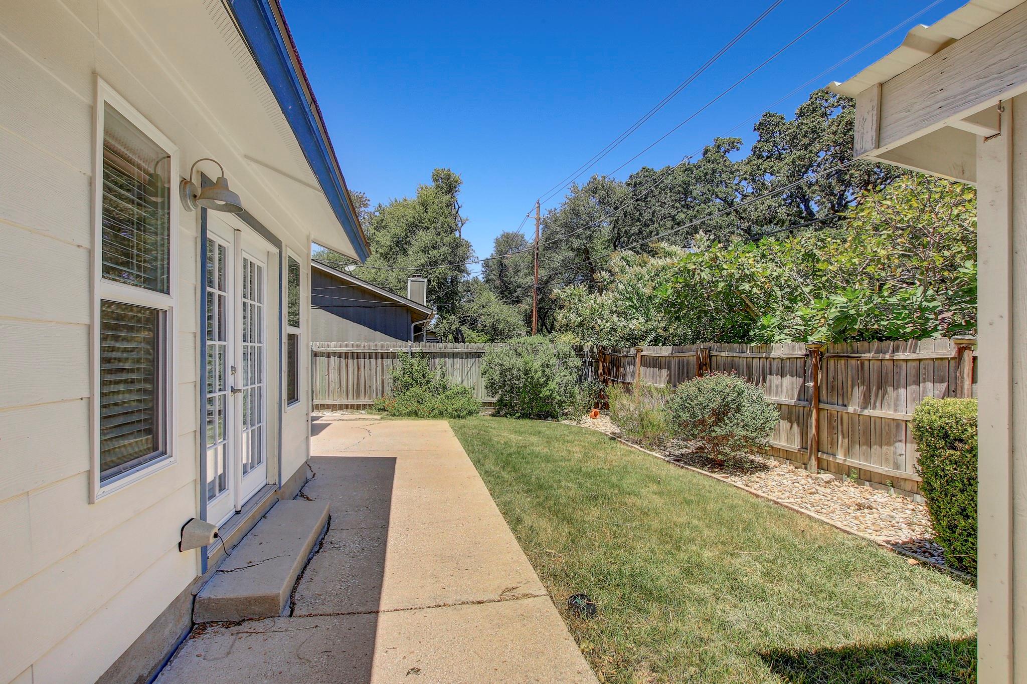 13135 Mill Stone Dr Property Photo 35