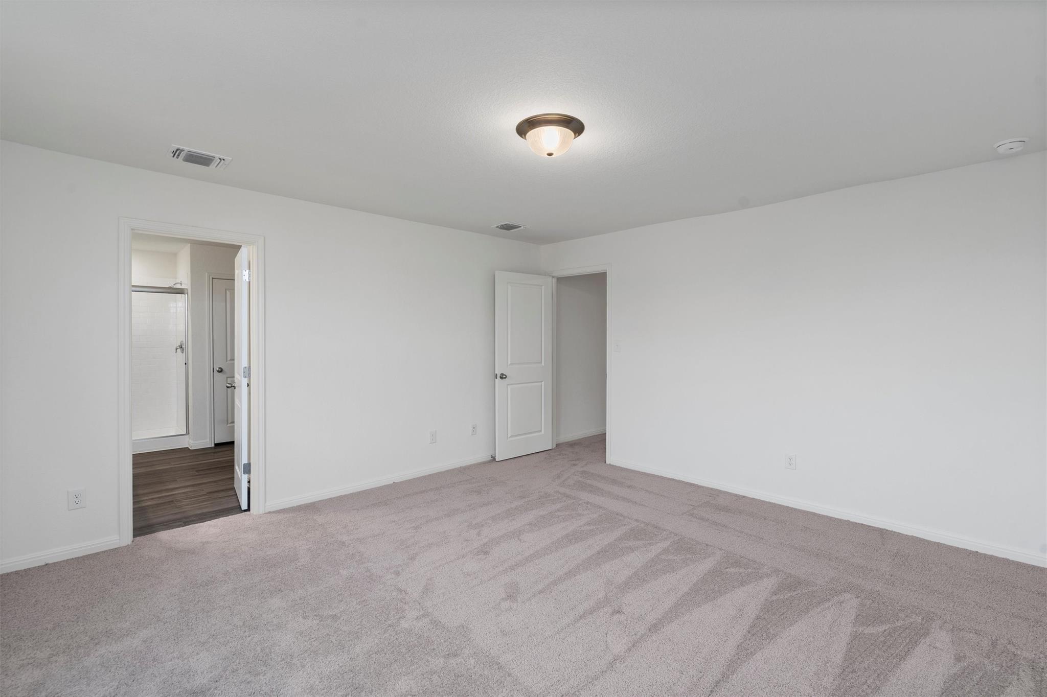 112 Pronghorn St Property Photo 13