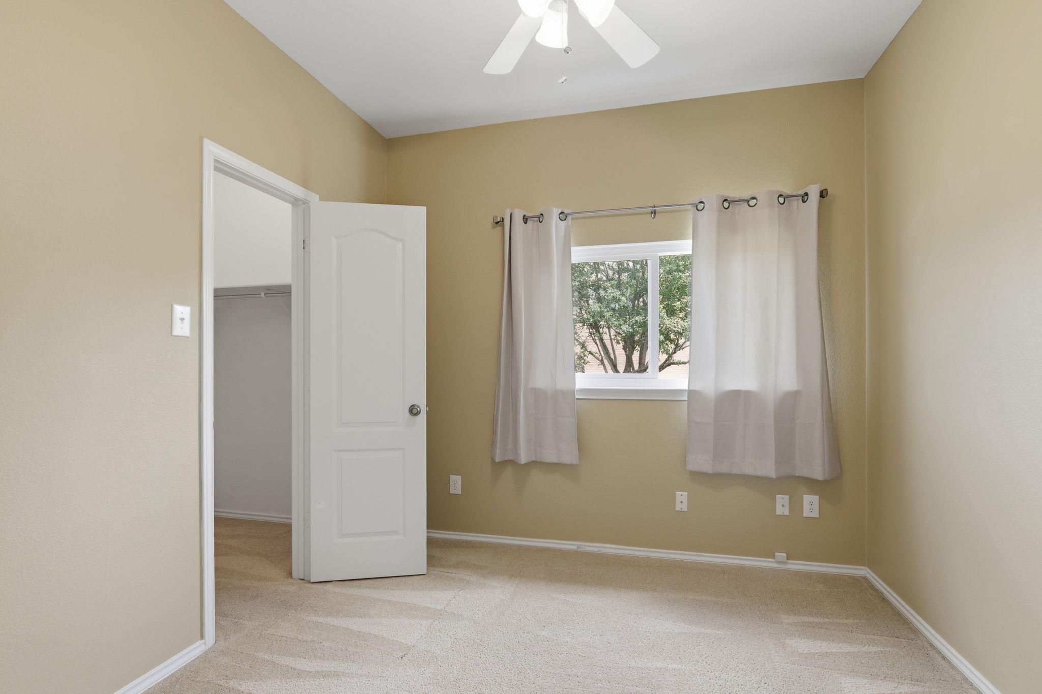 109 Silver Lace Ln Property Photo 21