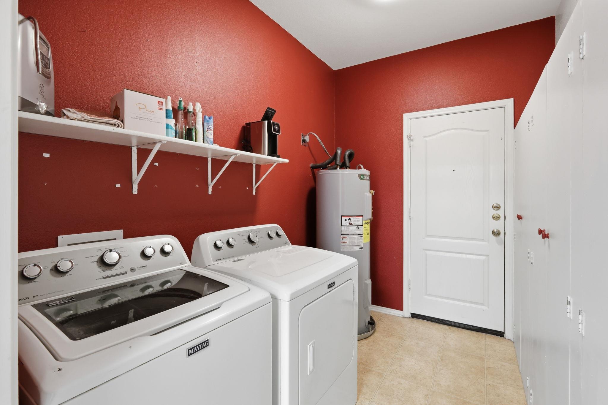 109 Silver Lace Ln Property Photo 22