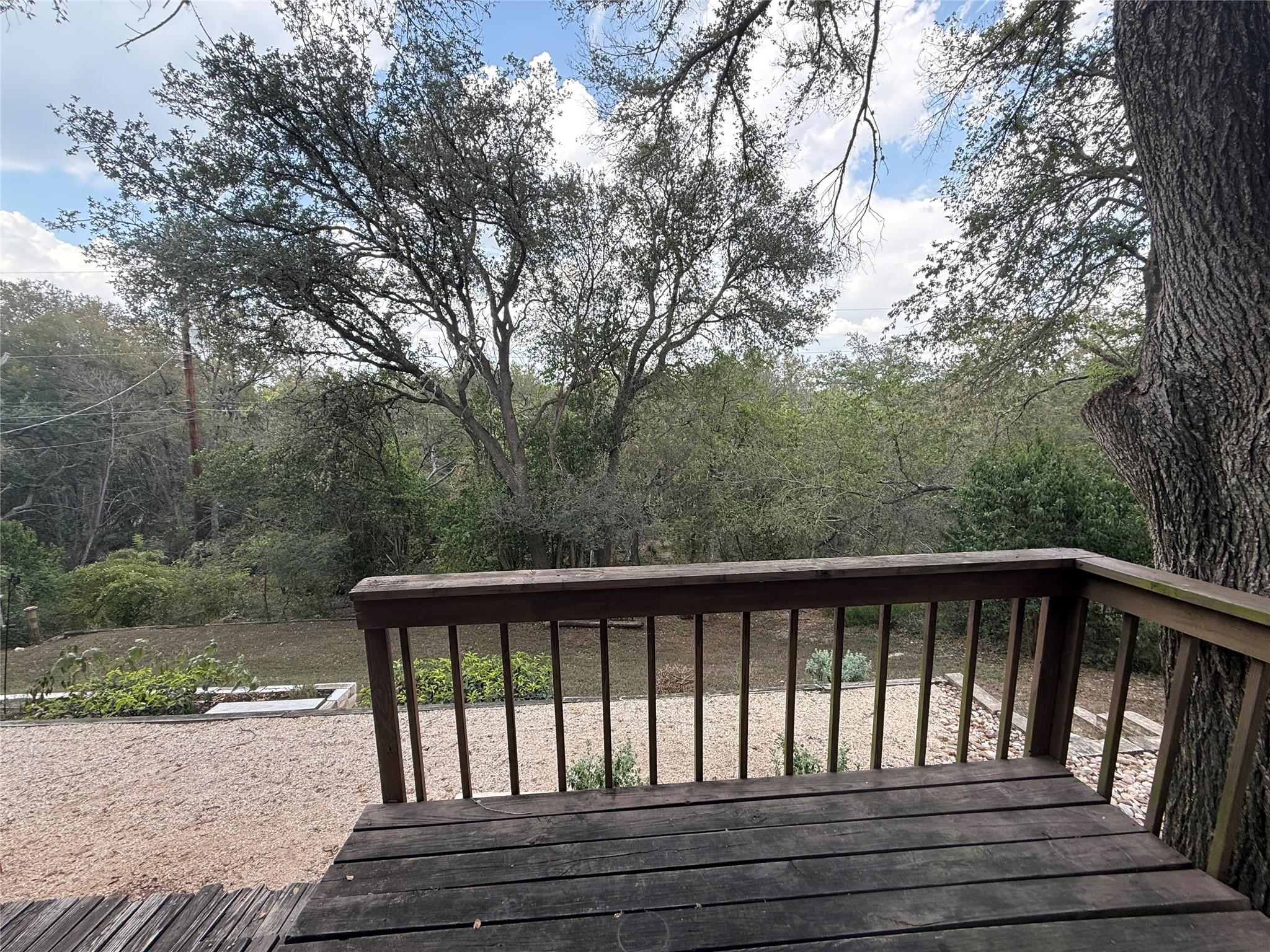 812 Ramble Ln #a Property Photo 11