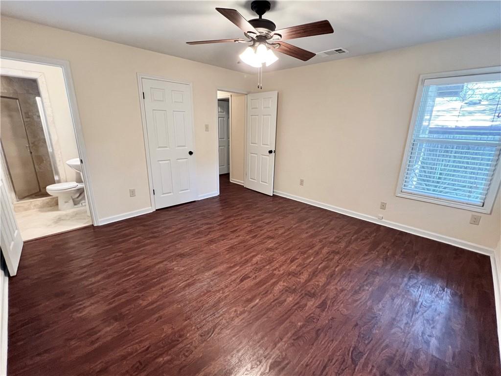 717 Landon Ln Property Photo 15