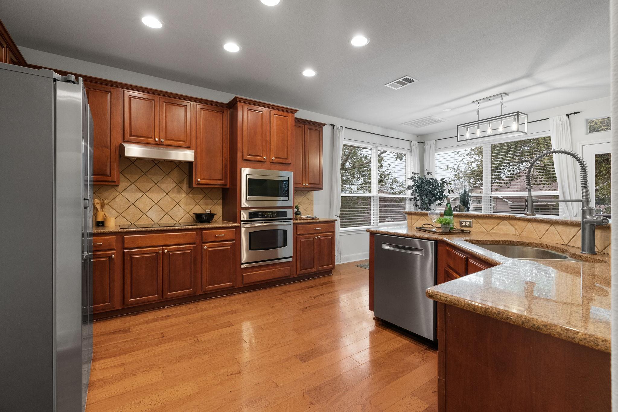 3203 Argento Pl Property Photo 8