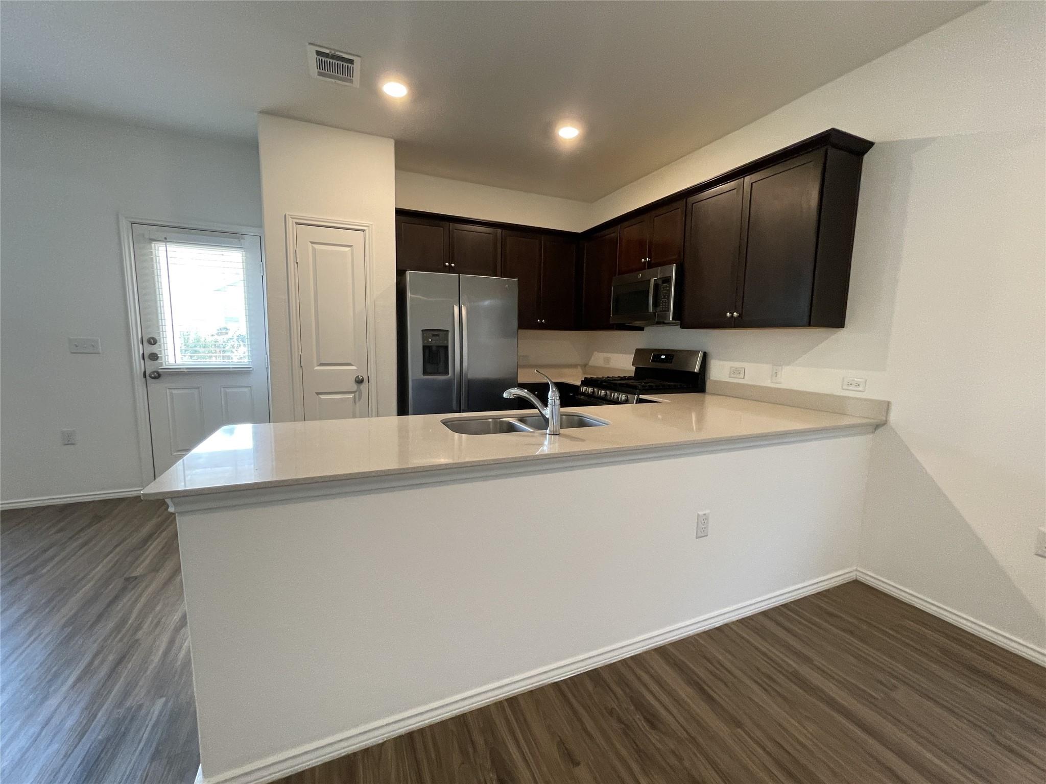 14229 Sandrock Bnd Property Photo 5