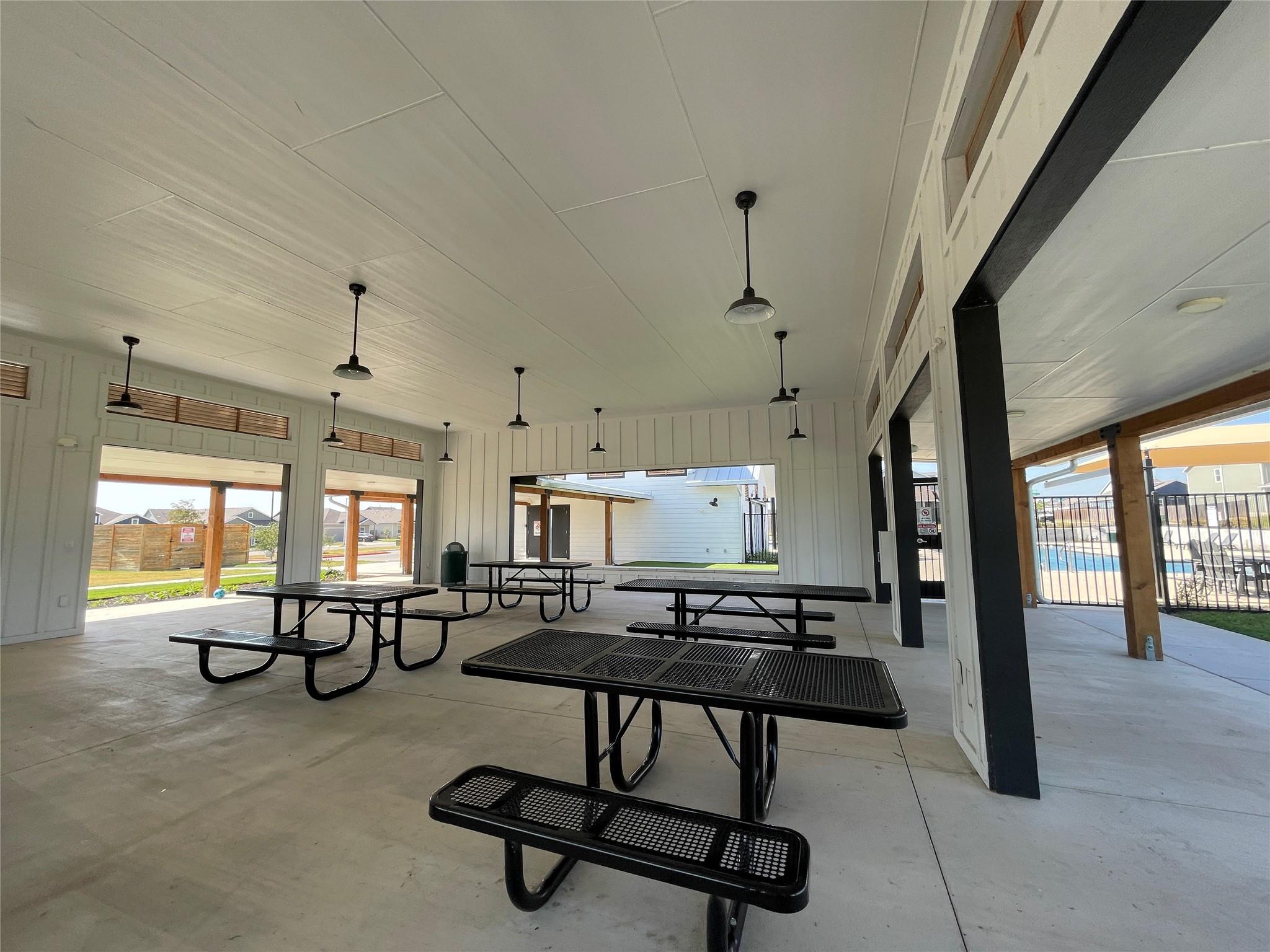 14229 Sandrock Bnd Property Photo 16