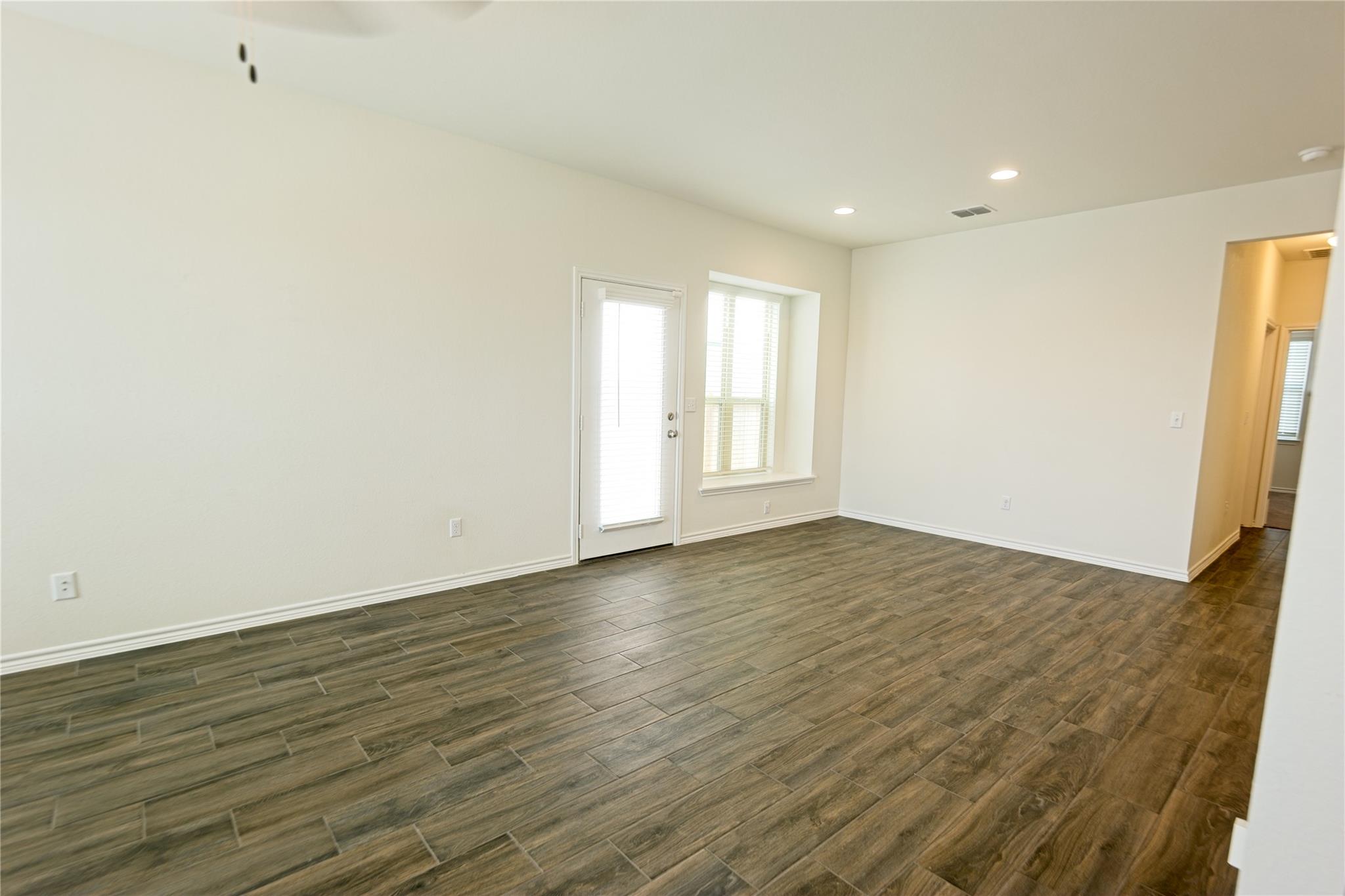 352 Witchhazel Way Property Photo 9