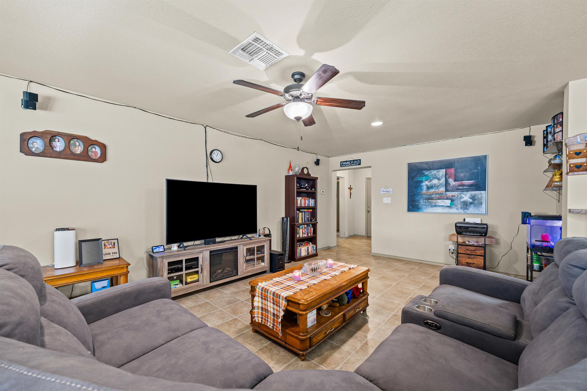 1315 Lantana Ct Property Photo 9