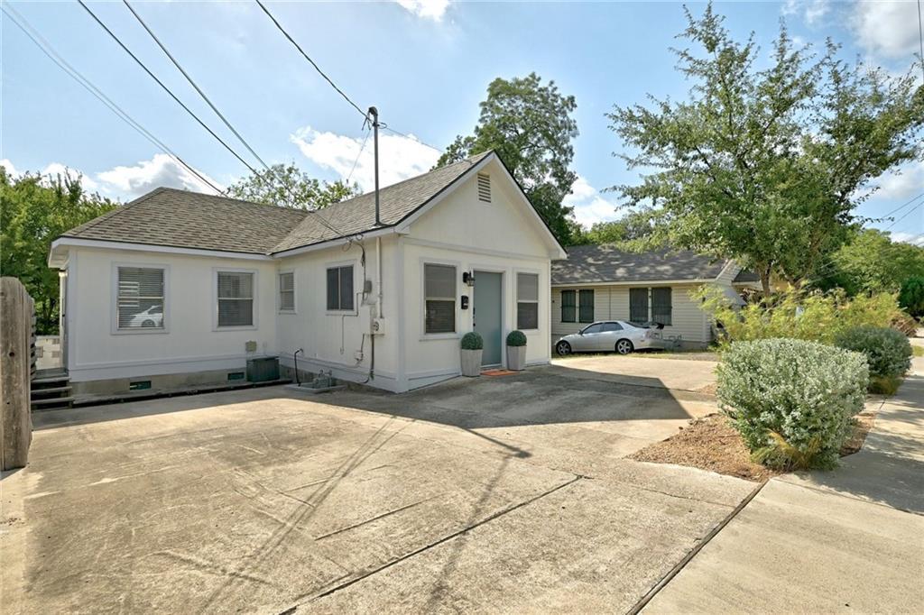 2107 Chicon St Property Photo 23