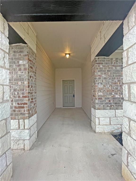 5825 Shanjia Dr Property Photo 3