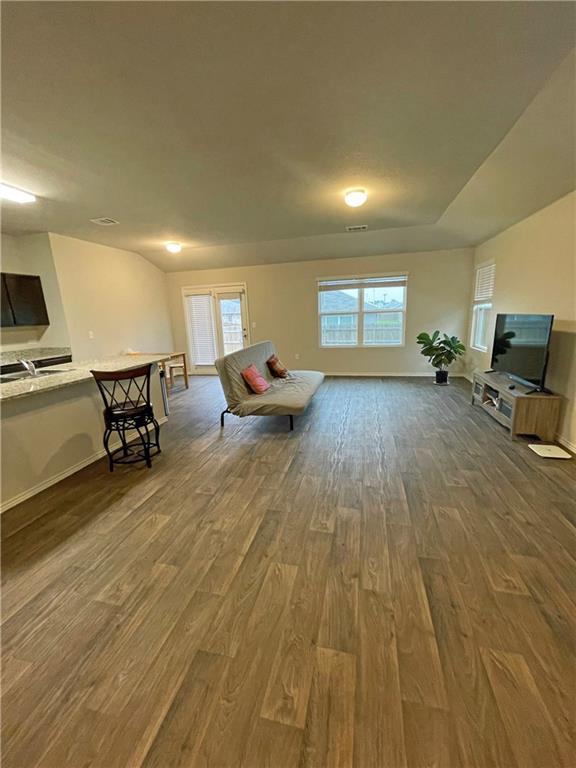 5825 Shanjia Dr Property Photo 12