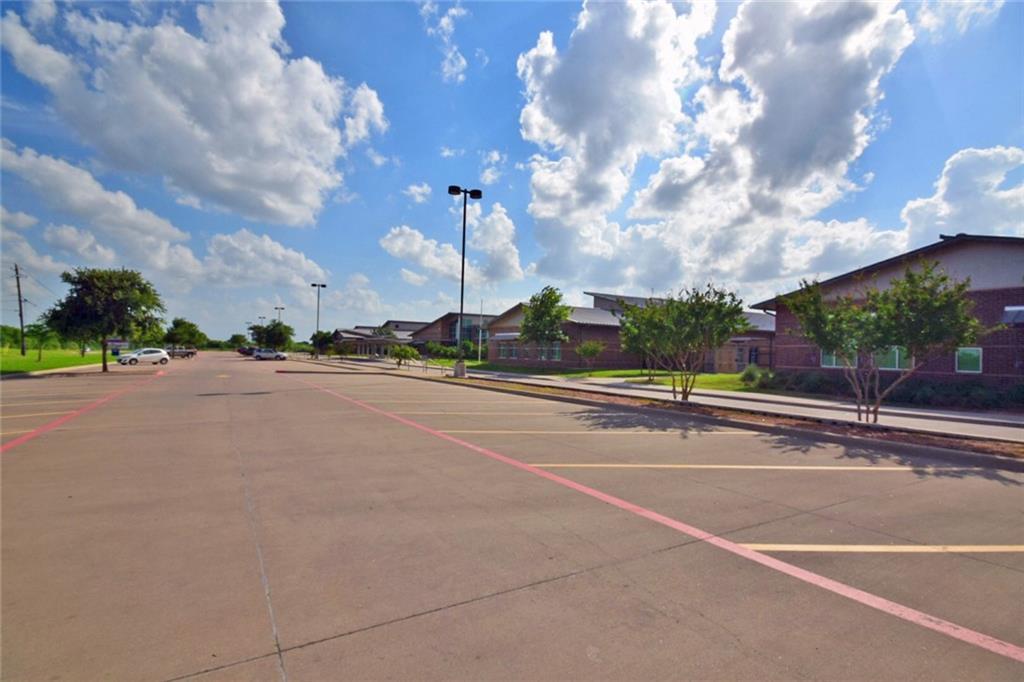 5825 Shanjia Dr Property Photo 33
